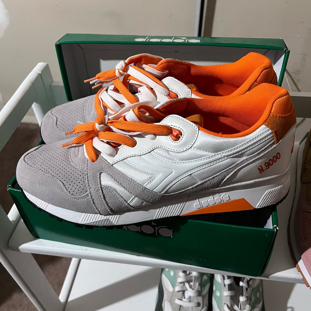 Diadora Men's N.9000 Gray and Orange Sneakers